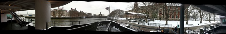 ellisislandboatpanorama2.jpg